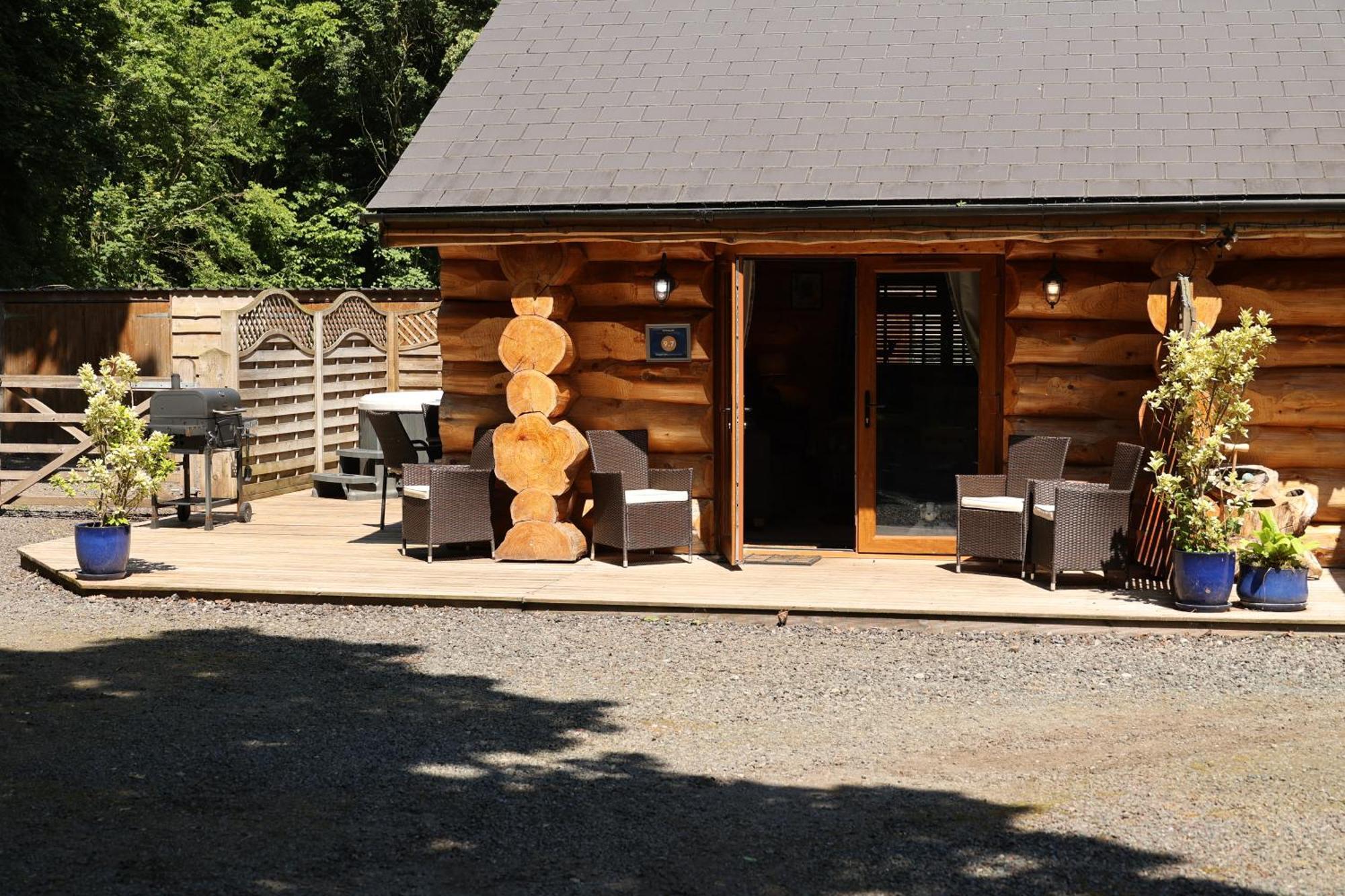 Badger'S Wood At Hoo Farm Villa Telford Exterior photo